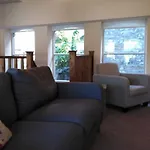 Upside Down In Settle. Stylish, And Cosy Casa vacanze *